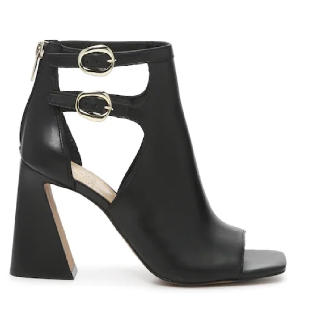VINCE CAMUTO VP Roskette Opened toes booties. NEW IN BOX NEVER WARN